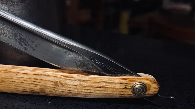 George Wostenholm 6/8"