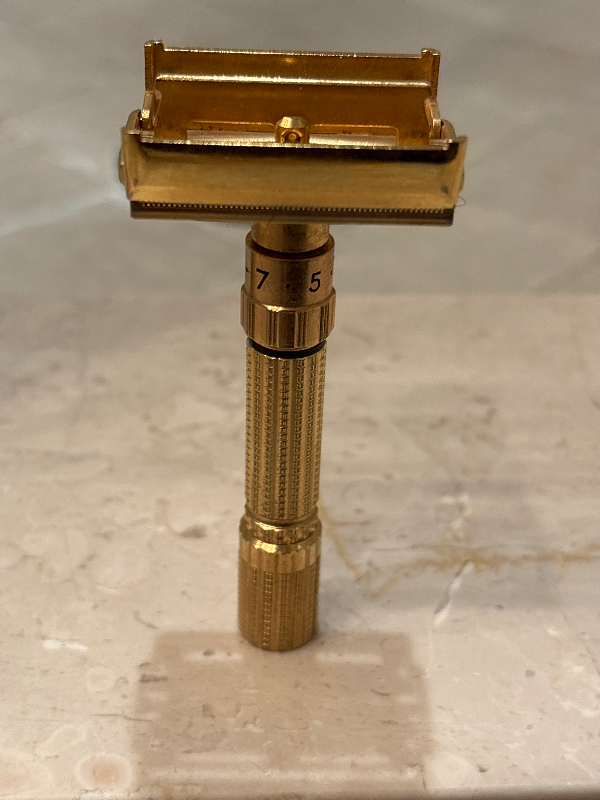 Gillette barn door